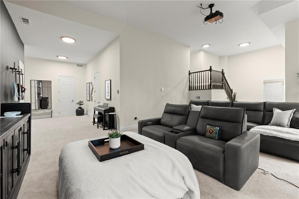 Lake Summit - Residential