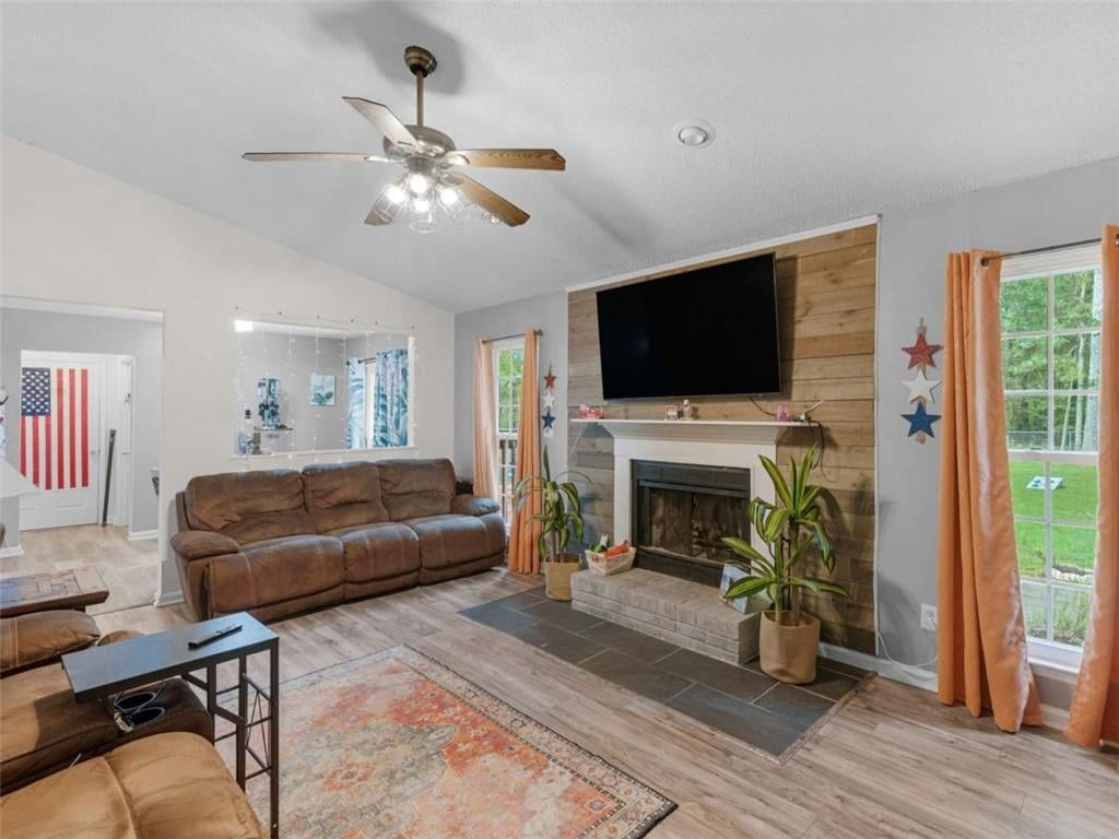 50 Ridge Pointe