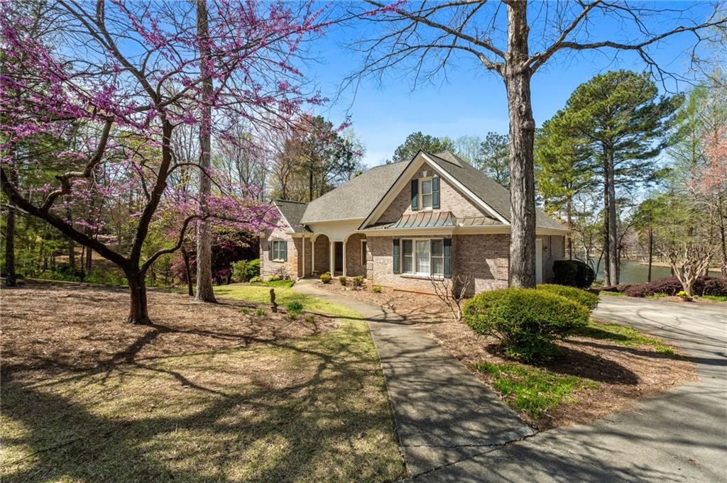 2504 Loch View Court, Conyers, Georgia image 2