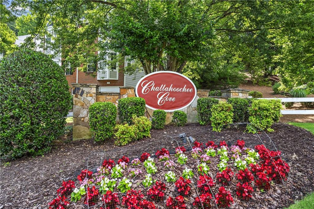 4044 Spring Cove Drive, Duluth, Georgia image 28