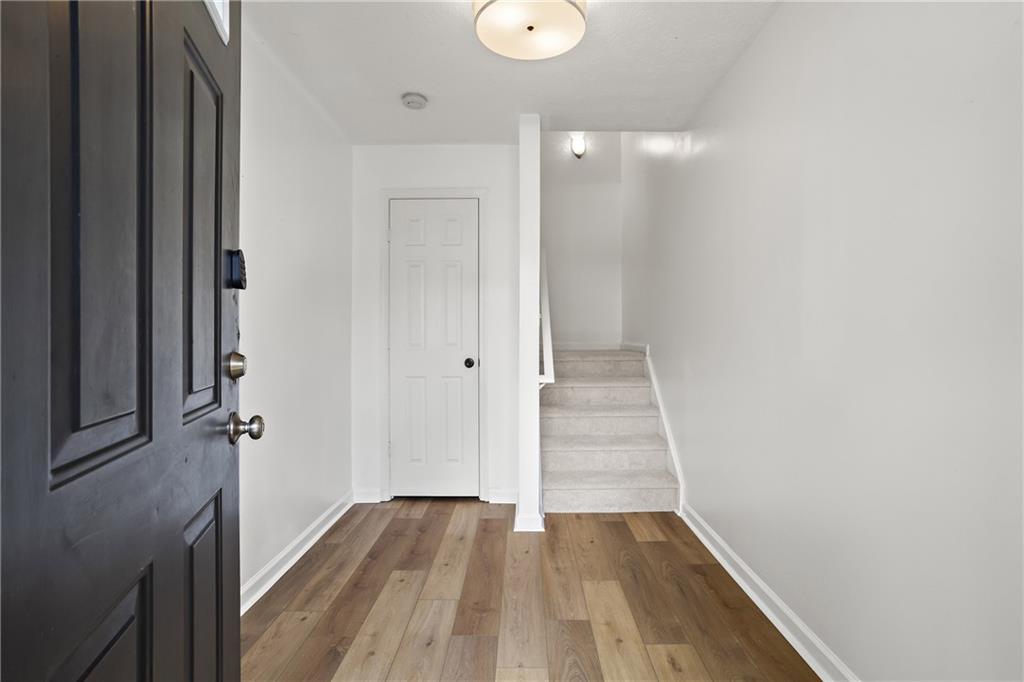 4044 Spring Cove Drive, Duluth, Georgia image 3