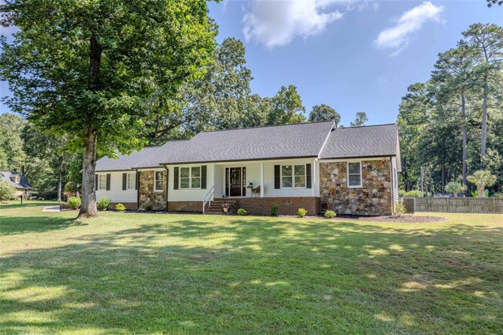 5 River Place Drive SW