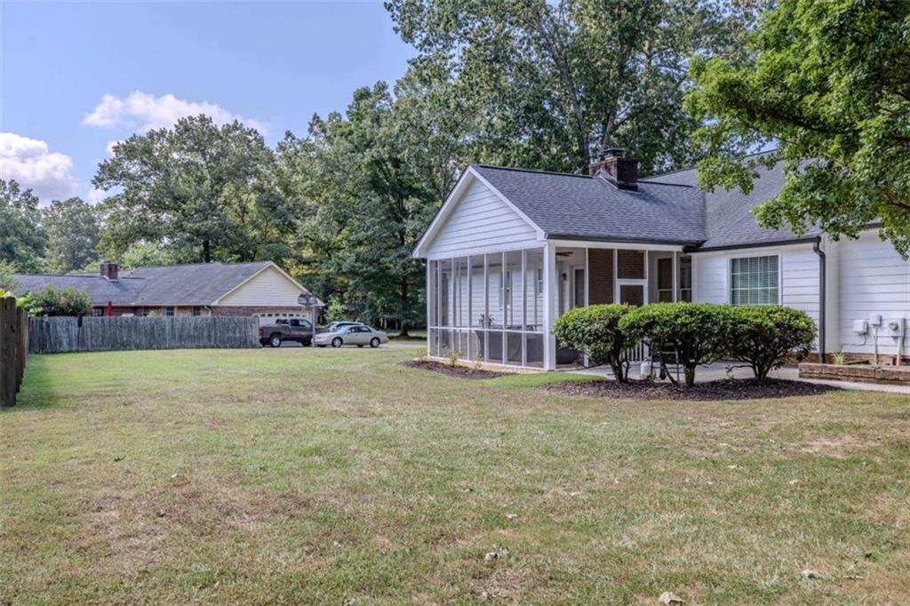 5 River Place Drive SW