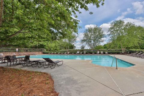 A home in Dacula