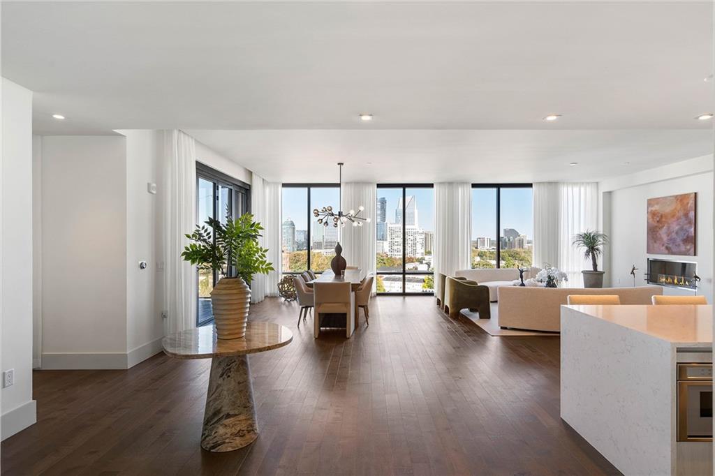 3107 Peachtree Road NE 1502