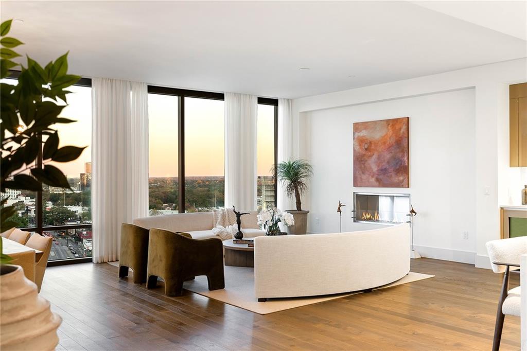 3107 Peachtree Road NE 1502