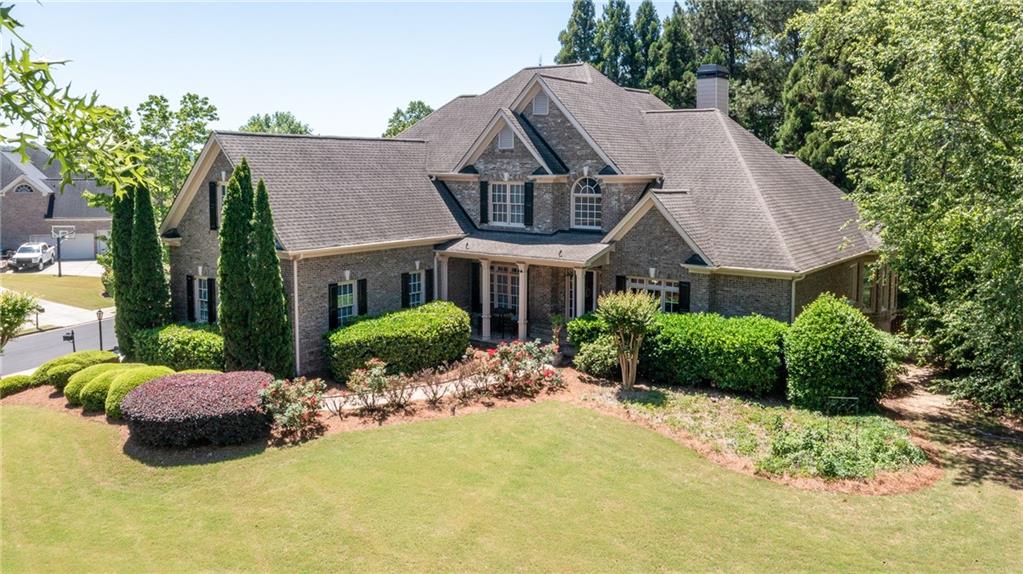 2401 Floral Valley Drive