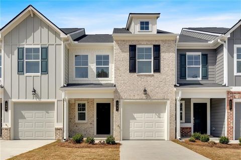 Townhouse For Sale - 109 Village Green Drive #169<br/> Adairsville, GA 30103