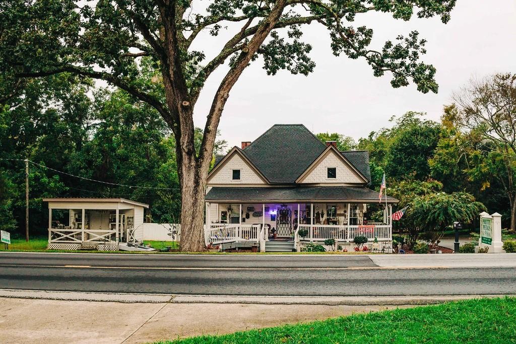 listing image 112