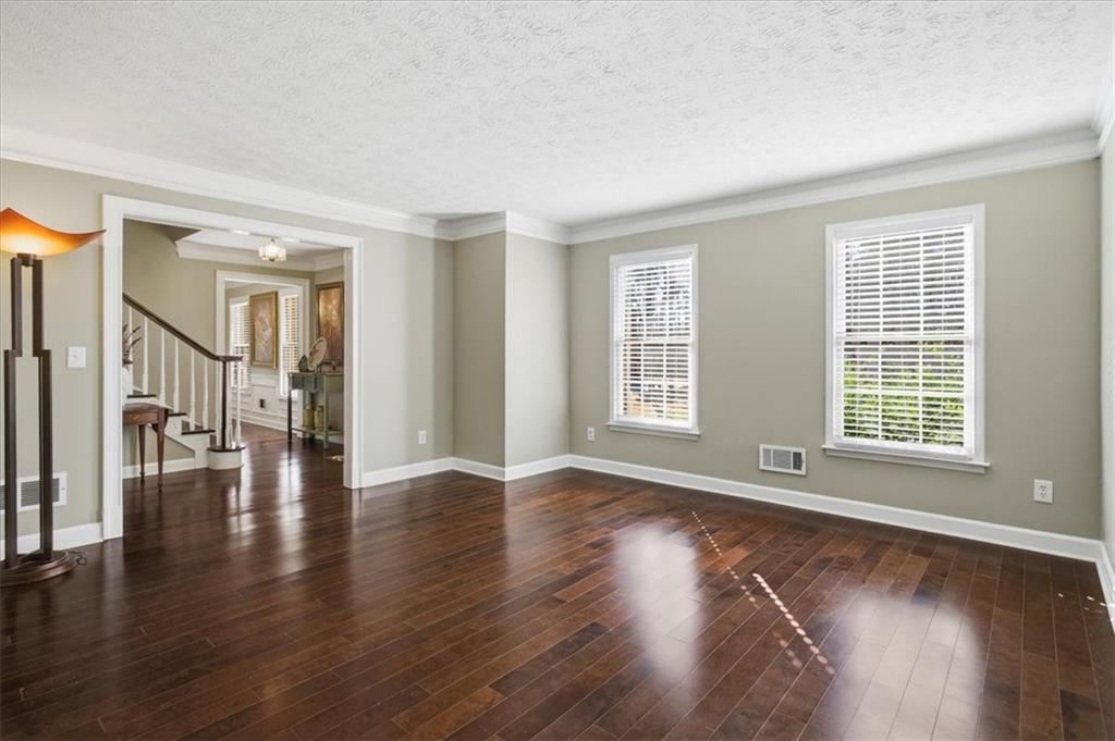 2563 Bridgewood Lane