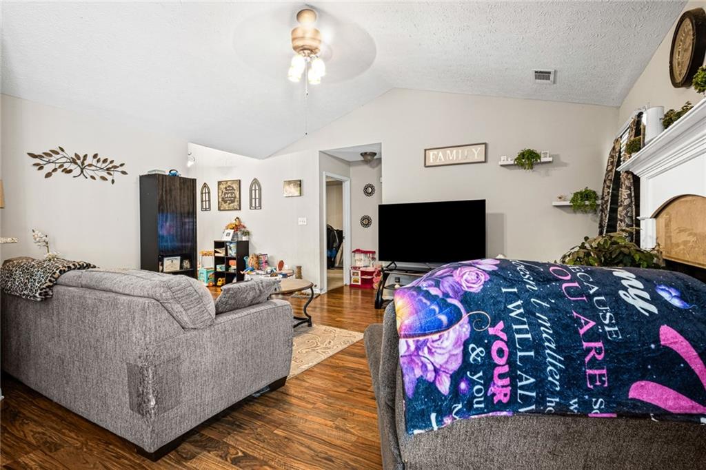 Meadowlands I-Vi - Residential