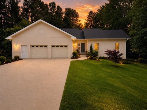 Homes For Sale - 8993 Dornoch Circle<br/> Douglas County, Winston, GA 30187