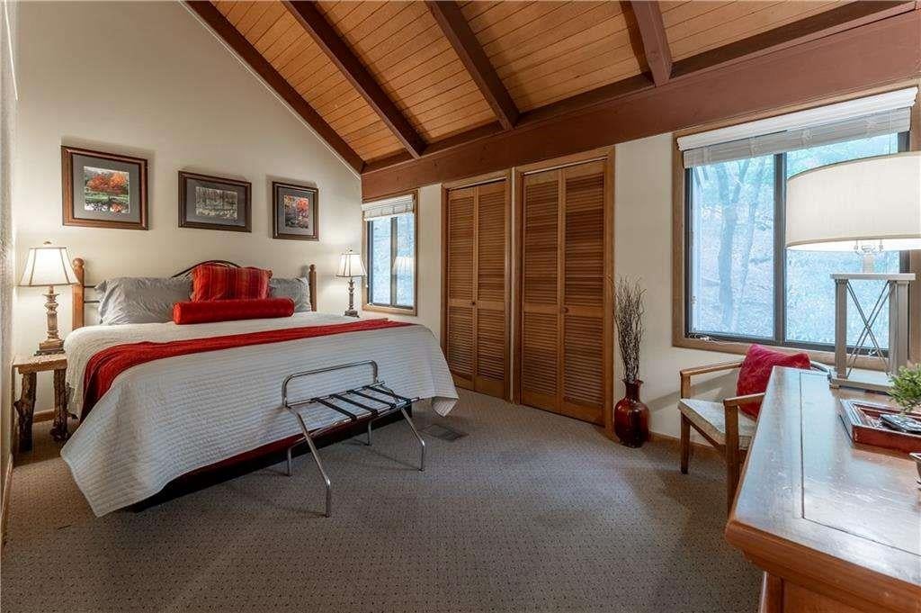135 Wolfscratch Drive