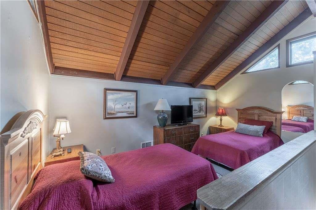 135 Wolfscratch Drive