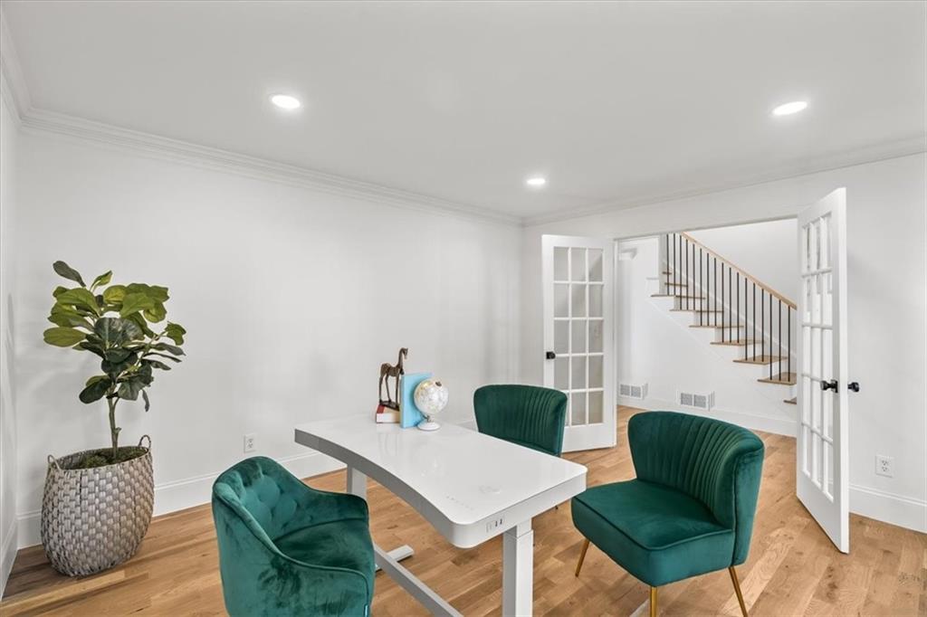 4466 Windsor Oaks Circle