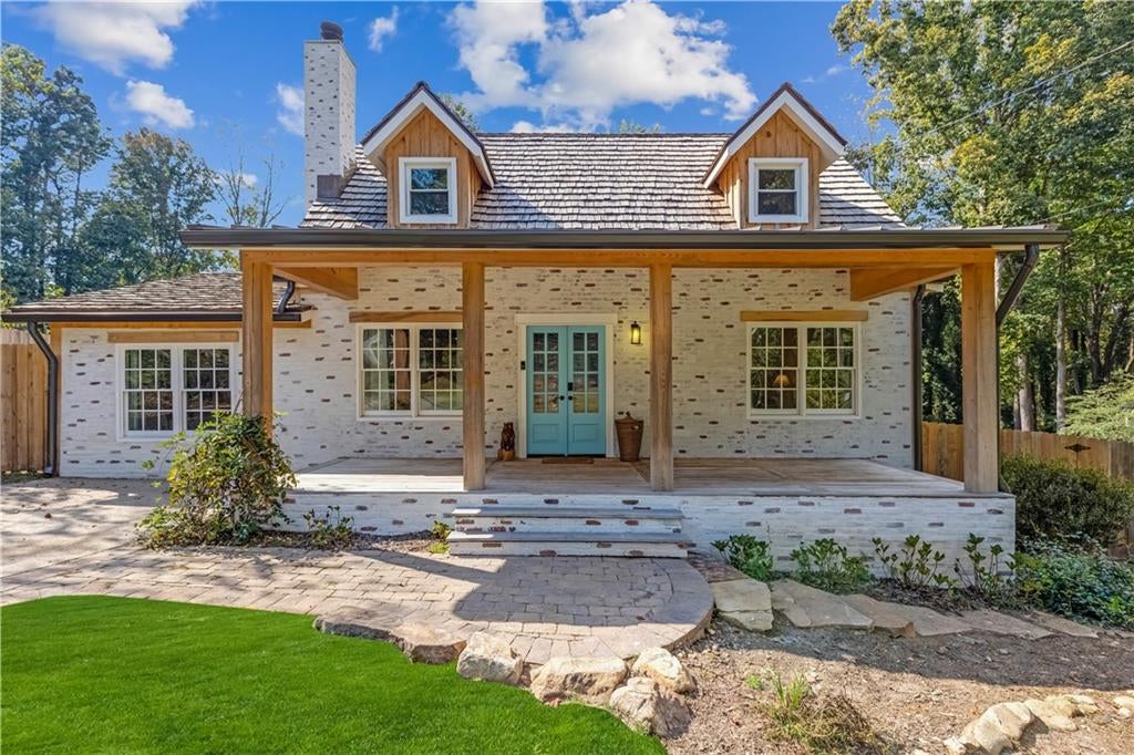 5495 Arrowhead Drive