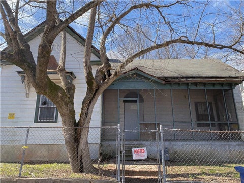 Homes For Sale - 701 Garibaldi Street<br/> Atlanta, GA 30310