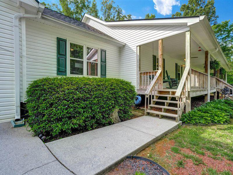 418 Campbell Road