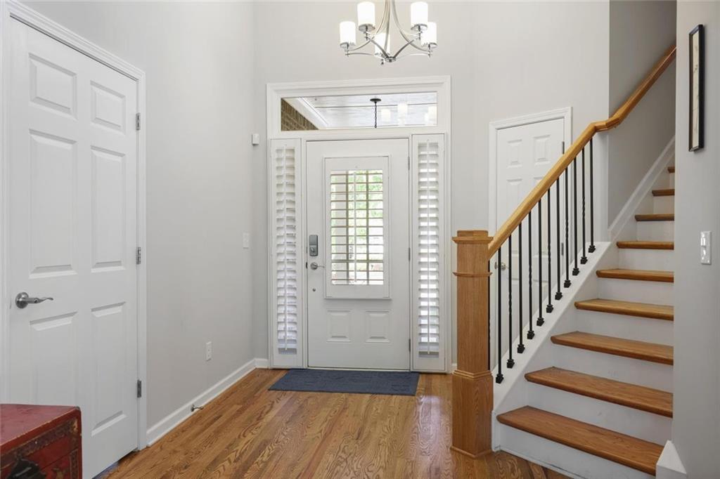123 Heritage Point, Woodstock, Georgia image 3