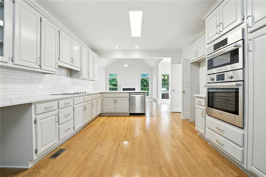 2706 Hampton Trail