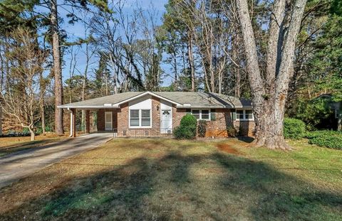 Photo of 2524 Asbury Court, Decatur, GA 30033 (MLS # 7689101)