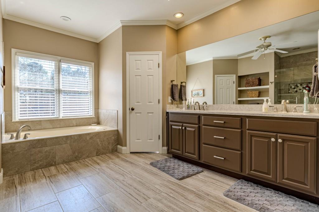 5 Pembroke Lane, Cartersville, Georgia image 12