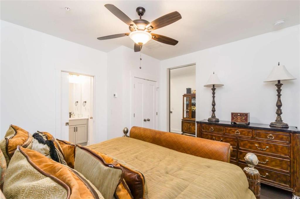 963 South on main Drive