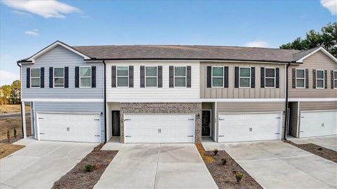 Townhouse For Sale - 105 Brexley Drive<br/> Calhoun, GA 30701