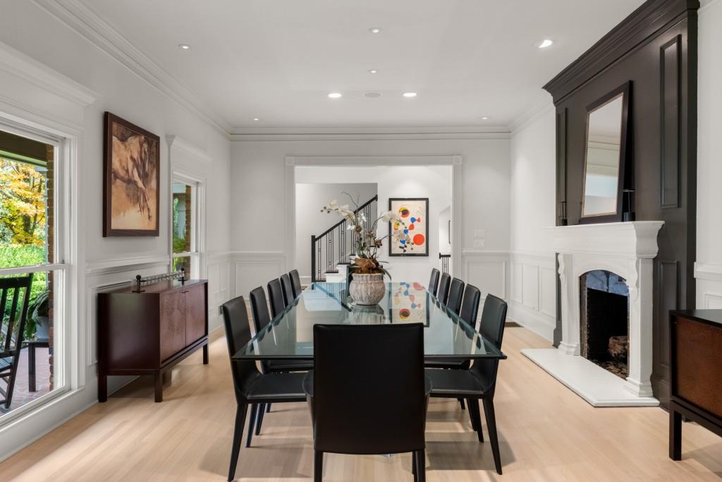 Long Island Manor - Residential