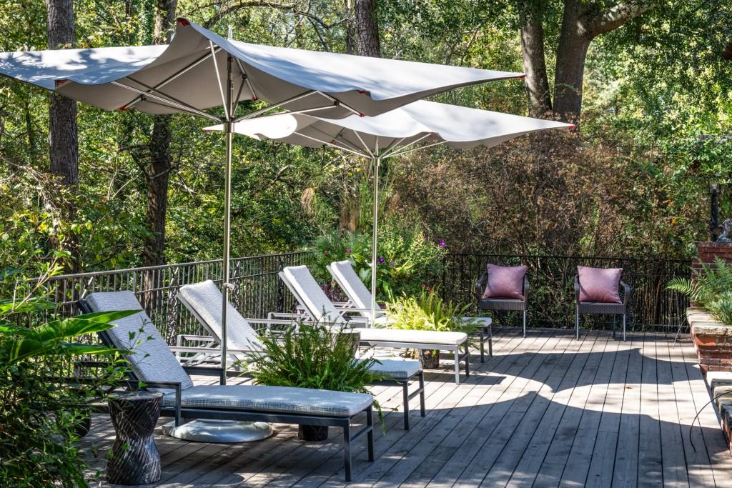 Long Island Manor - Residential