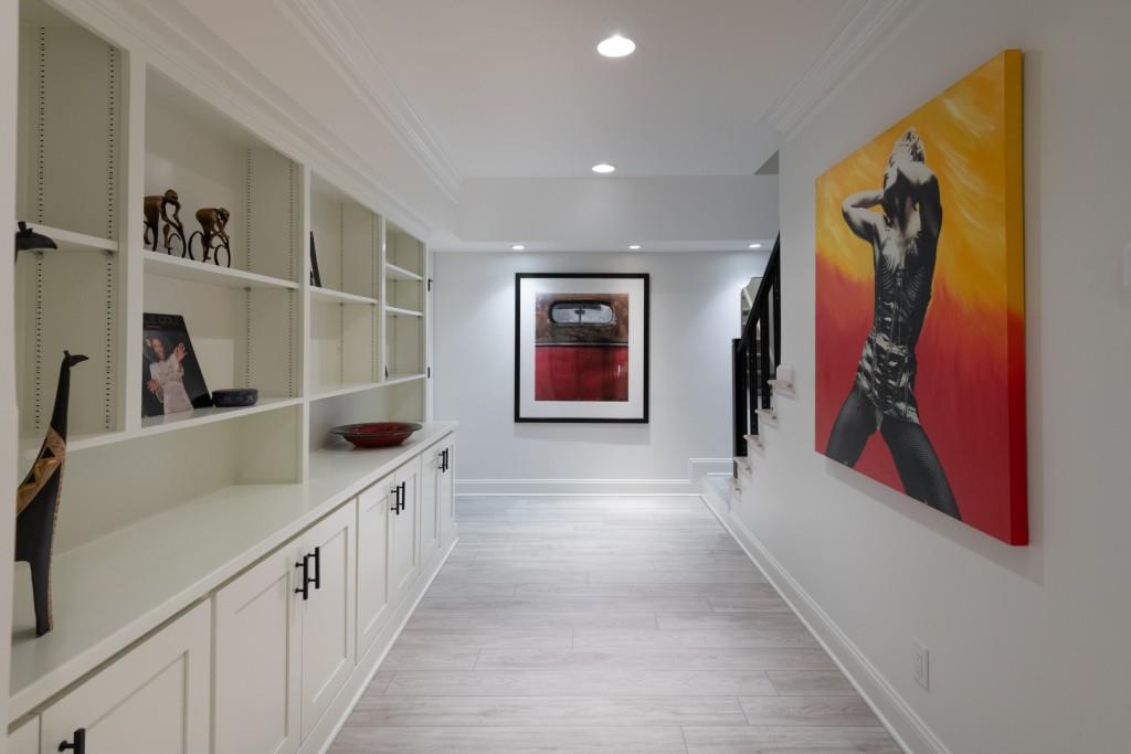 Long Island Manor - Residential