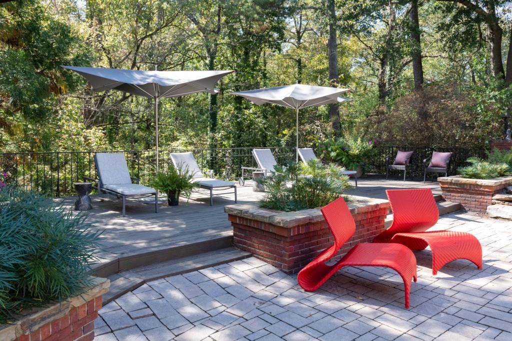 Long Island Manor - Residential