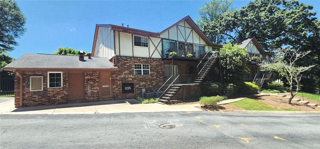 1225 CHURCH Street G