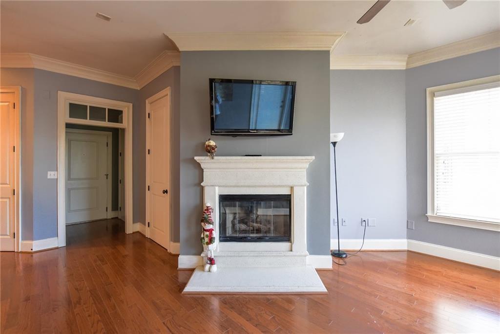 3635 E Paces Circle NE 1407