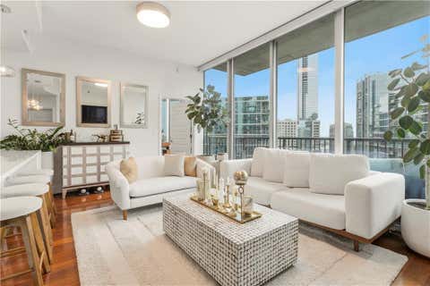 Condo For Sale - 1080 Peachtree Street #1712<br/> Atlanta, GA 30309