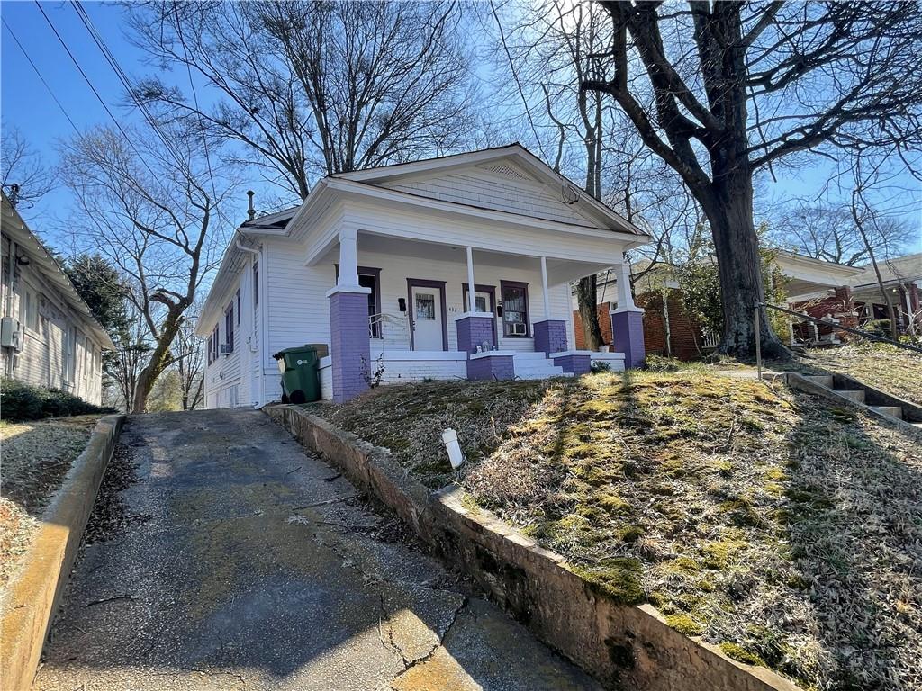 432 Langhorn Street SW