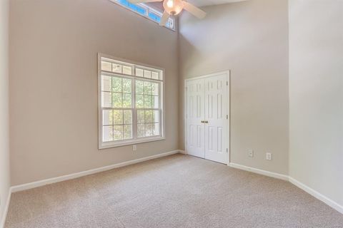 A home in Fairburn