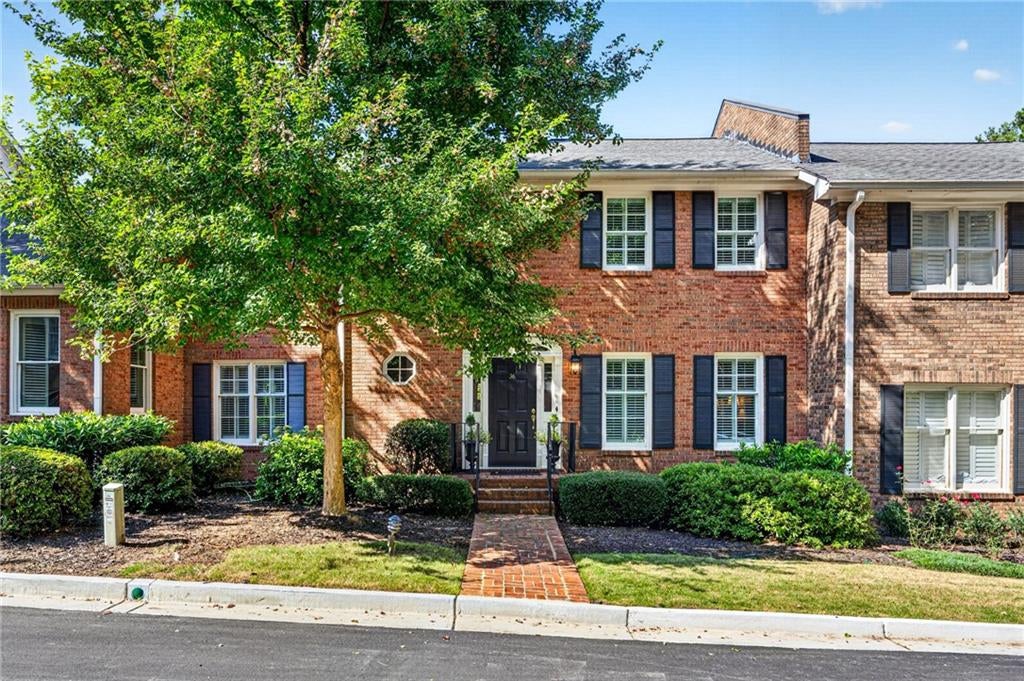 Photo of 36 Pointe Terrace SE, Atlanta, GA 30339 (MLS # 7839179)