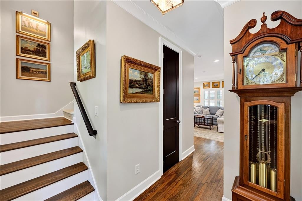 36 Pointe Terrace SE