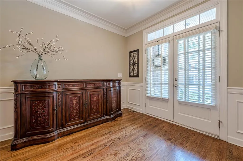 Roswell, Georgia 30075, United States, 4 Bedrooms Bedrooms, ,4 BathroomsBathrooms,Residential,Active,156721