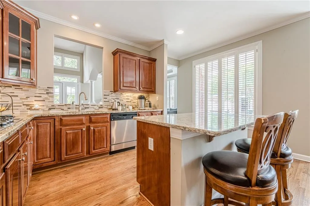 Roswell, Georgia 30075, United States, 4 Bedrooms Bedrooms, ,4 BathroomsBathrooms,Residential,Active,156721