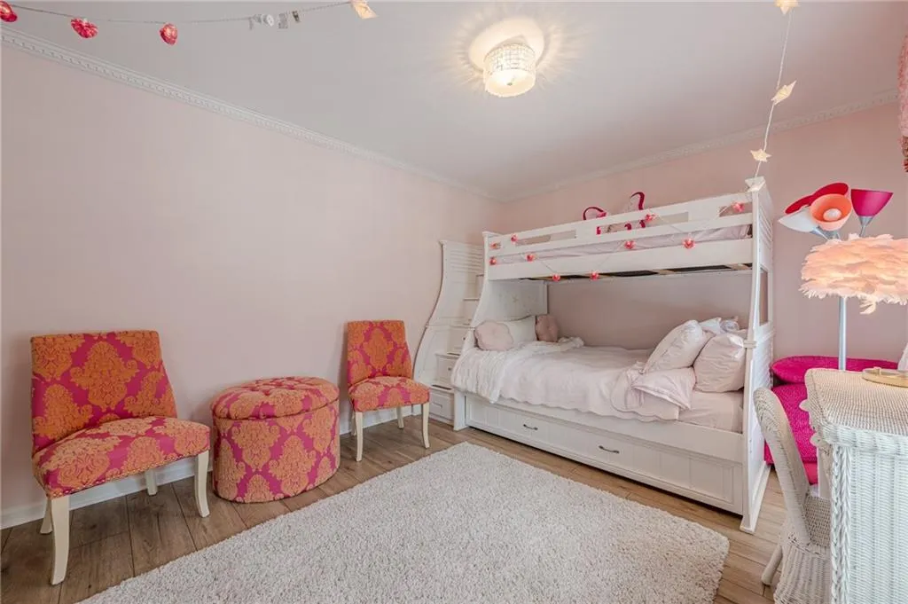 Roswell, Georgia 30075, United States, 4 Bedrooms Bedrooms, ,4 BathroomsBathrooms,Residential,Active,156721