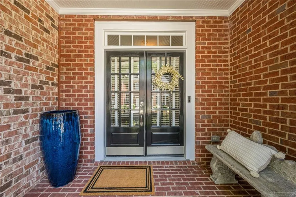 Roswell, Georgia 30075, United States, 4 Bedrooms Bedrooms, ,4 BathroomsBathrooms,Residential,Active,156721 Roswell, Georgia 30075, United States, 4 Bedrooms Bedrooms, ,4 BathroomsBathrooms,Residential,Active,156721