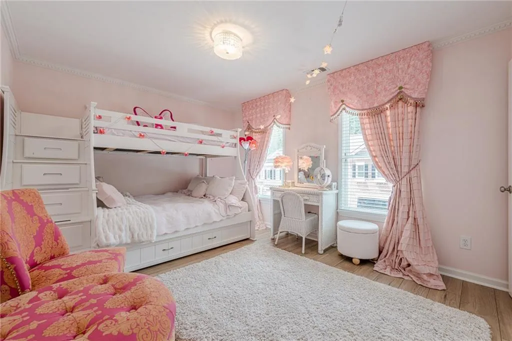 Roswell, Georgia 30075, United States, 4 Bedrooms Bedrooms, ,4 BathroomsBathrooms,Residential,Active,156721