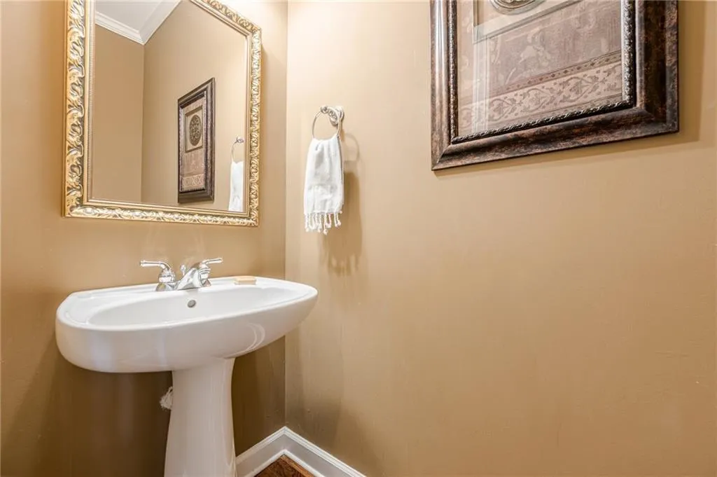 Roswell, Georgia 30075, United States, 4 Bedrooms Bedrooms, ,4 BathroomsBathrooms,Residential,Active,156721