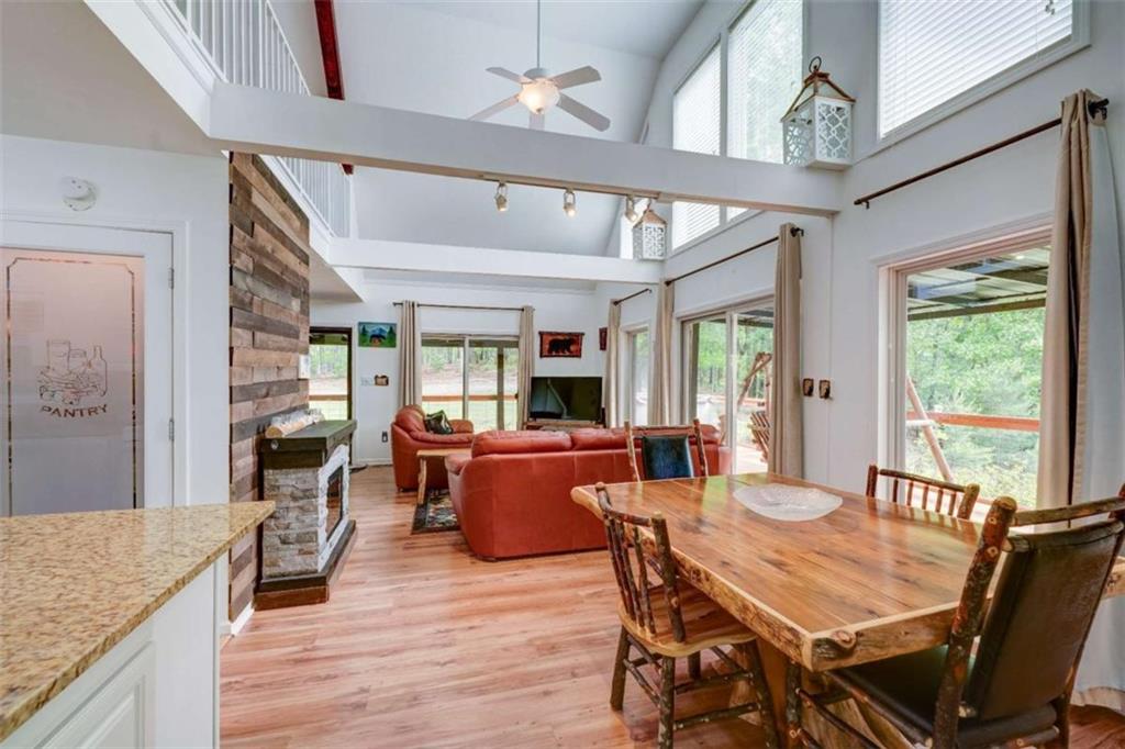 94 Rhinas Trail, Mineral Bluff, Georgia image 32