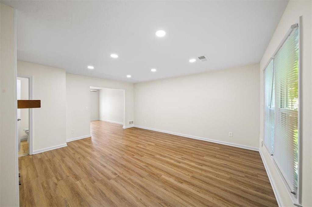 238 Chads Ford Way, Roswell, Georgia image 5