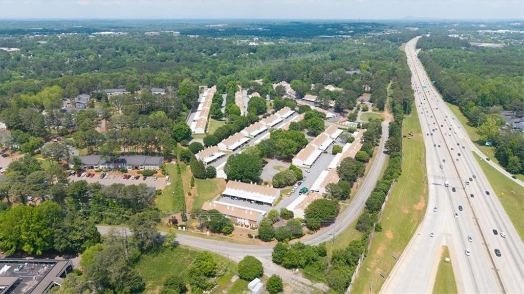 238 Chads Ford Way, Roswell, Georgia image 40