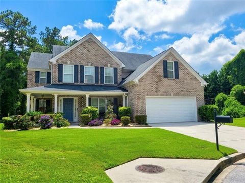 Homes For Sale - 828 Cooper Lakes Court<br/> Grayson, GA 30017