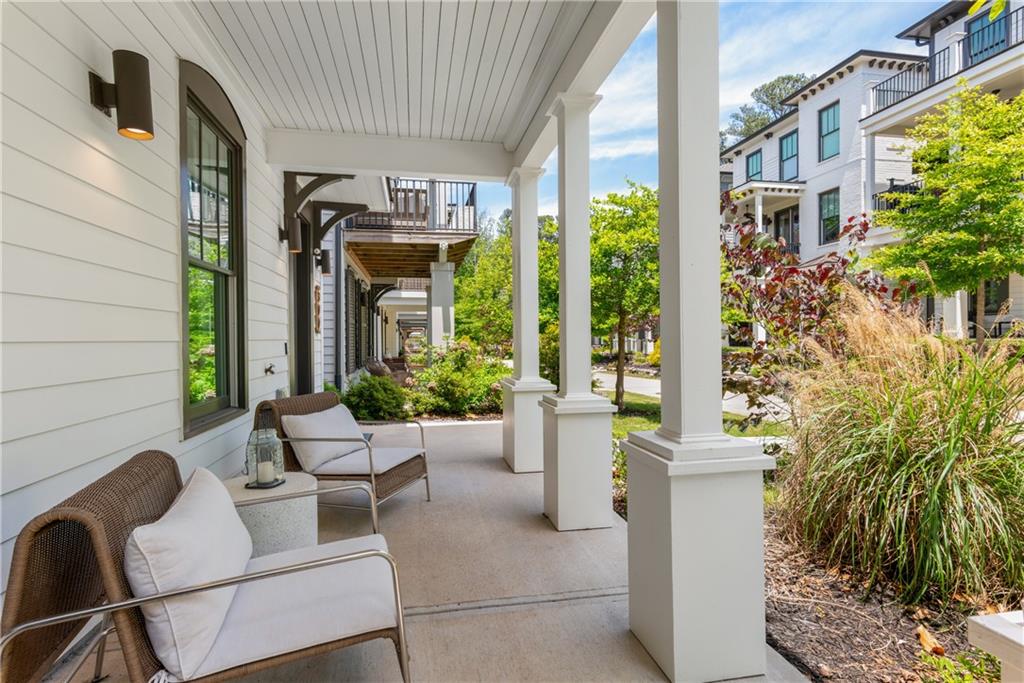 300 Villa Magnolia Lane